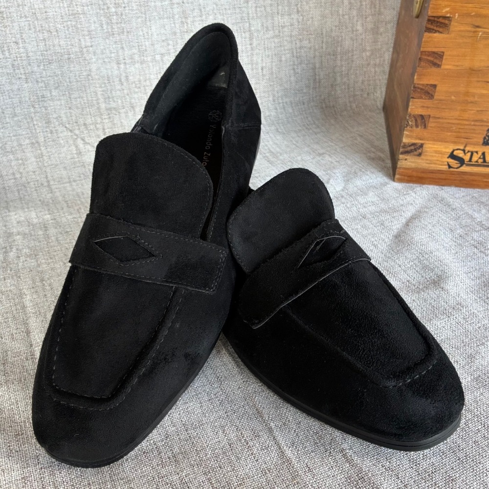 Yolanda Zula Penny Loafers Black Suede Almond Toe 9 Slip On Classic Dress Shoes
